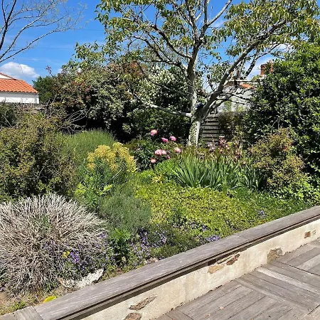 Jolie Maison Au Calme Entre Nantes Et La *